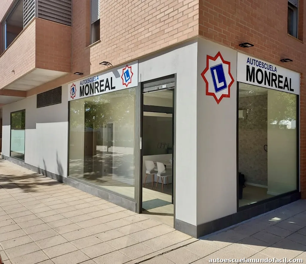 Autoescuela Monreal Rosales