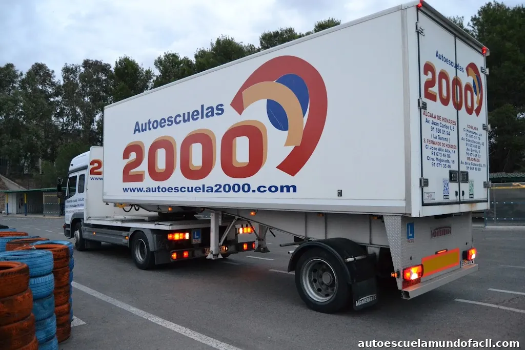 AUTOESCUELA 2000 -CENTRO DE RECUPERACIÓN DE PUNTOS ALCALÁ DE HENARES