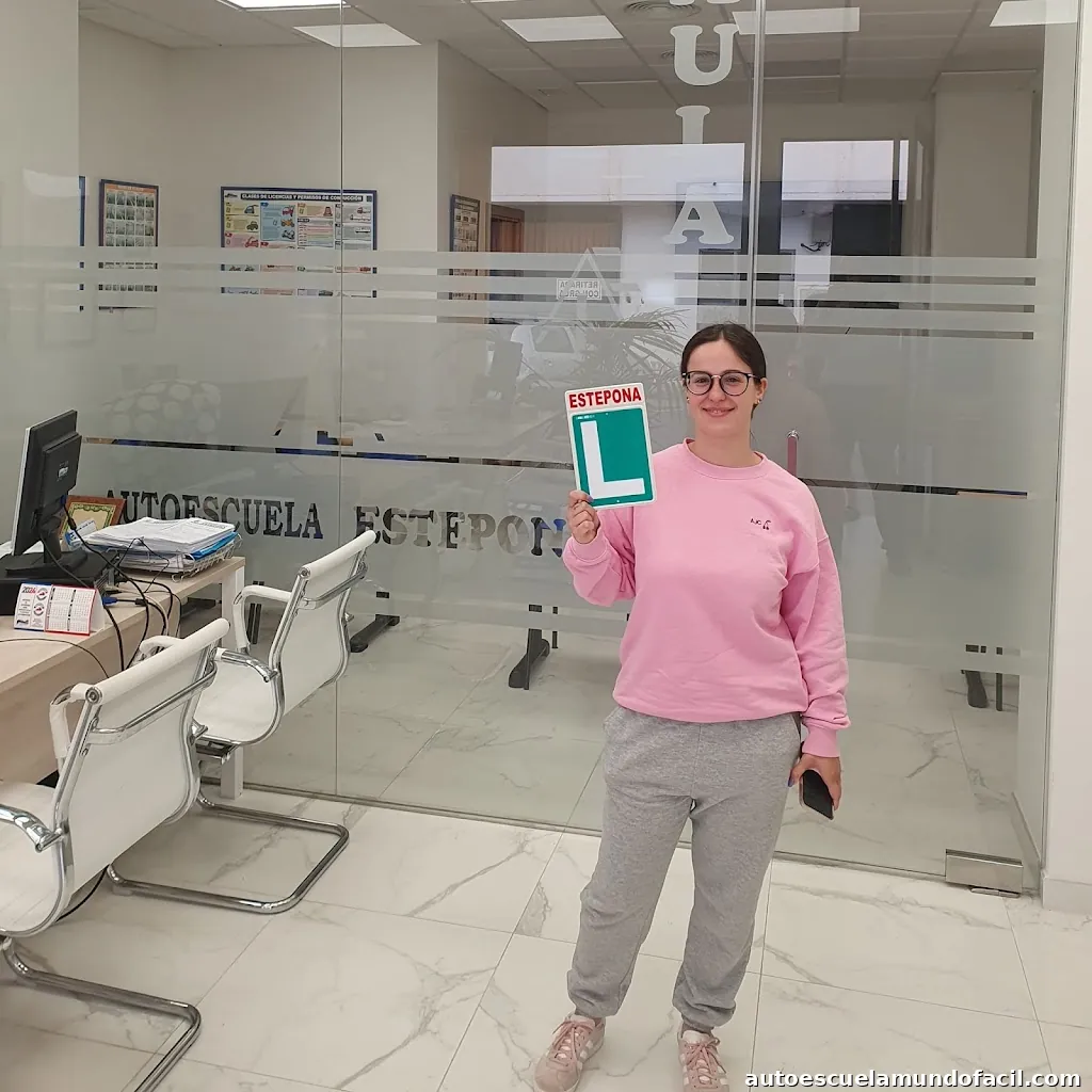 AUTOESCUELA ESTEPONA