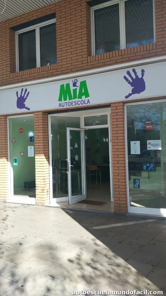 Autoescola MIA - Autoescuela en Cerdanyola del Vallès