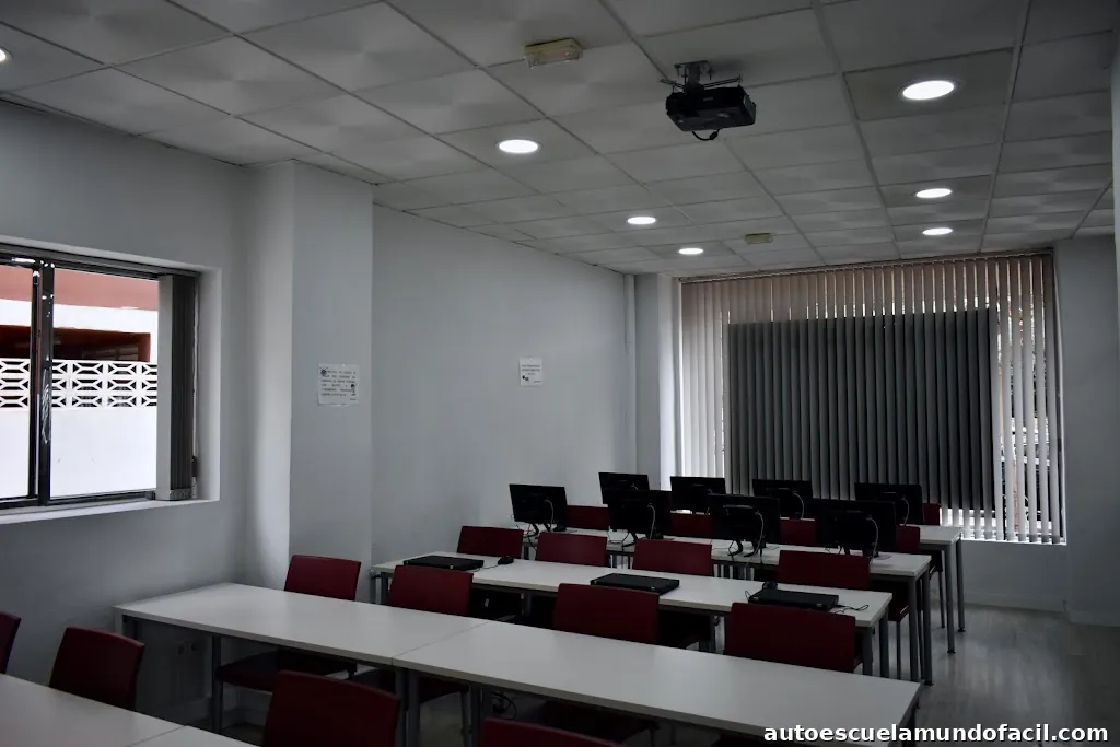 Autoescuela Marín - Juan XXIII | Autoescuelas Murcia