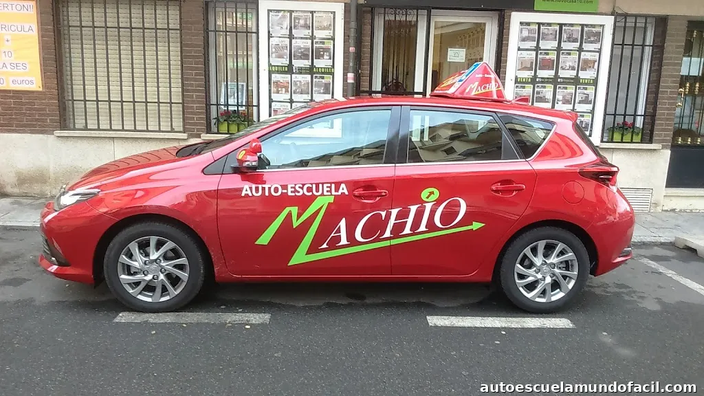 AUTO-ESCUELA MACHIO