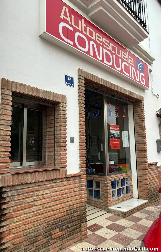 Autoescuela CONDUCING